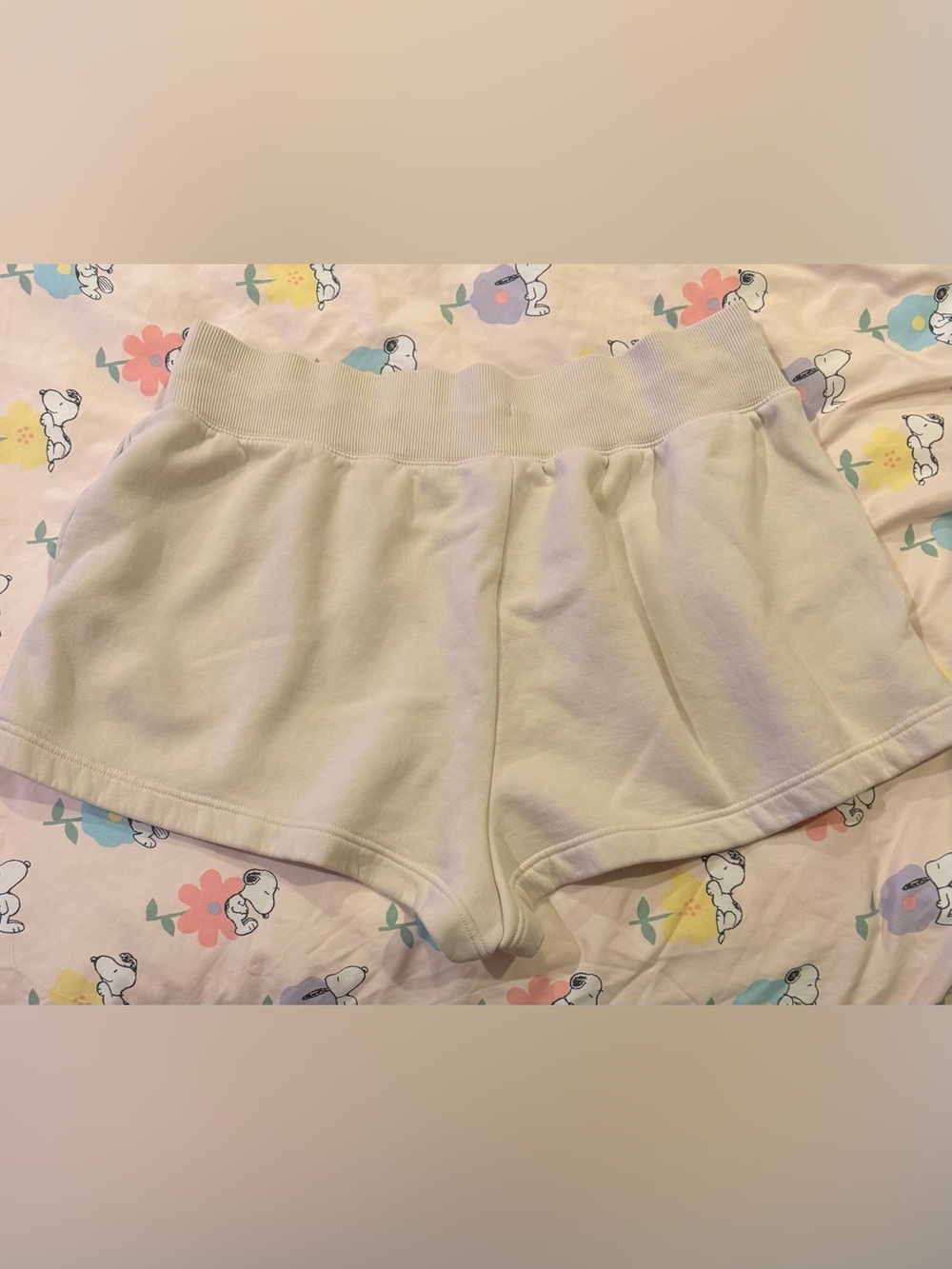 Nike Women's Cream Drawstring Athletic Shorts - Picture 2 of 2